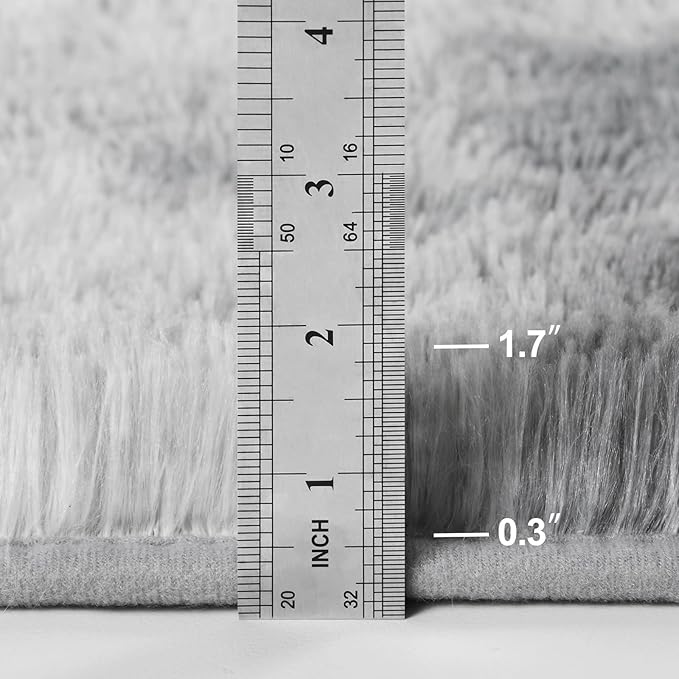 Deerhoo Large Shag Area Rugs 5 x 8, Tie-Dyed Plush Fuzzy Rugs for Living Room, Ultra Soft Fluffy Furry Rug for Bedroom, Indoor Carpet Nursery Rugs for Kids Room Home Decor, Light Grey