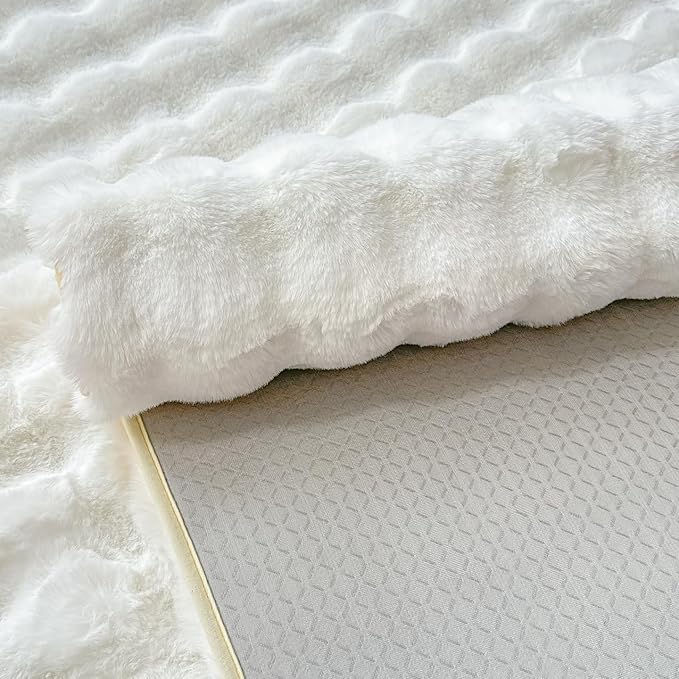 White Rabbit Plush Rug 6'x9', Fluffy Faux Fur Shaggy Area Rug for Nursery, Kids Room Decor, Soft Fuzzy Carpet for Living Room, Bedroom, Teen Girls Room