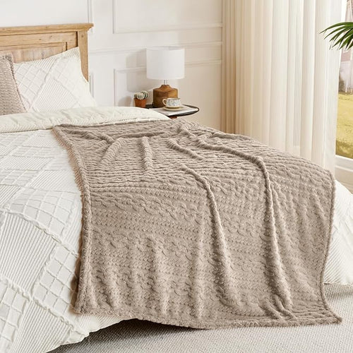 50x70 Inch Brown Throw Blanket - Soft & Fluffy Fleece, Cute & Aesthetic, Perfect for Sofa, Couch, Chair, Bed, Living Room & Bedroom, All-Season Use, Plush & Cozy Decorative Blanket