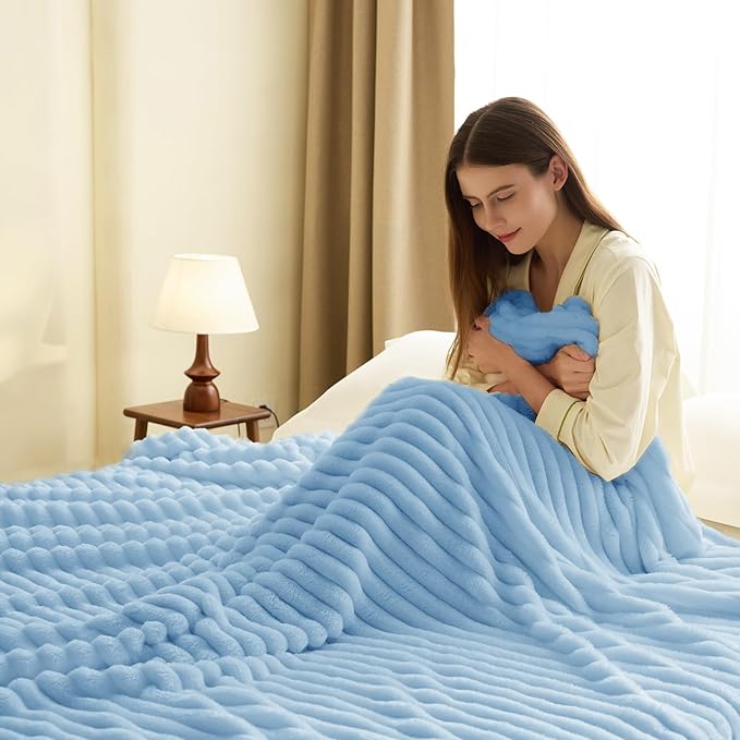 HIMEET Light Blue Ribbed Twin Blanket for Bed - 300GSM Lightweight Fleece Blanket for Men Women, Blankets Graduation Birthday Gifts, Striped Spring Home School Dorm Decor, Light Blue, 60x80 Inches