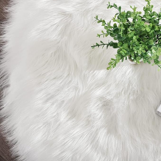 Latepis 9x12 Area Rug for Bedroom White Fluffy Rugs Washable Faux Fur Rug for Living Room Fuzzy Shaggy Rug for Office Entertainment Room Home Décor Rectangle