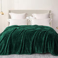 Exclusivo Mezcla Plush Fuzzy Fleece Bed Blanket Twin Size, Super Soft, Fluffy and Warm Blankets for Couch, Bed, All Season (Forest Green, 90x66 inches)