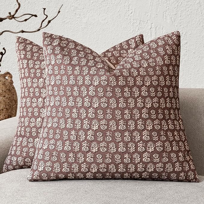 Foindtower Set of 2 Decorative Neutral Floral Print Throw Pillow Covers Vintage Accent Farmhouse Cushion Covers Boho Home Decor for Sofa Couch Chair Bedroom Living Room,20×20 Inch,Wine Red