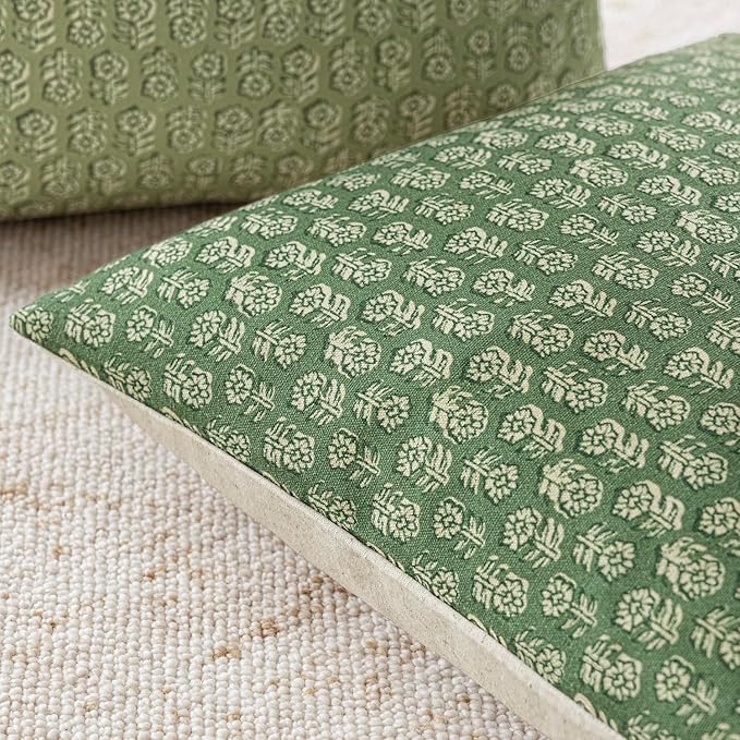 Foindtower Set of 2 Decorative Neutral Floral Print Throw Pillow Covers Vintage Accent Farmhouse Cushion Covers Boho Home Decor For Sofa Chair Couch Bedroom Living Room Outdoor,18×18 Inch,Forest Green
